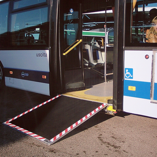 immagine pedana di un autobus Actv