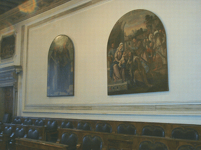 Sala del Consiglio - quadri sulla parete