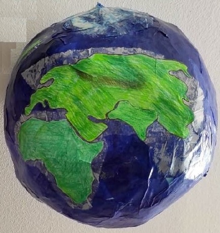 Mappamondo in cartapesta