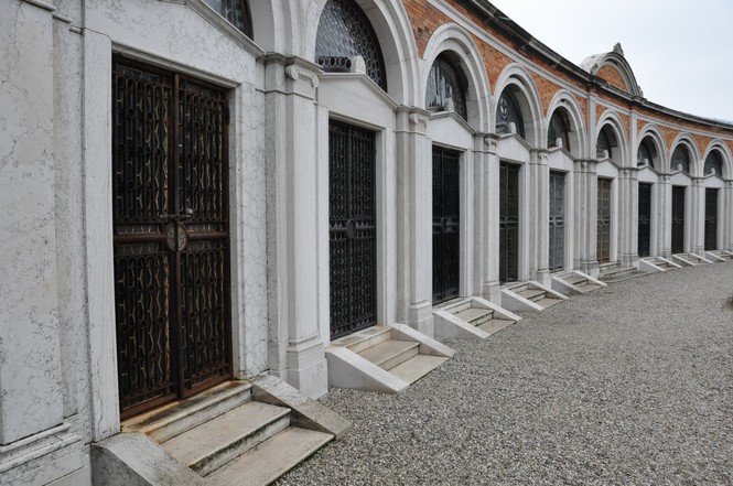 Interno cimitero S.Michele (archivio Comune Ve - Veritas)