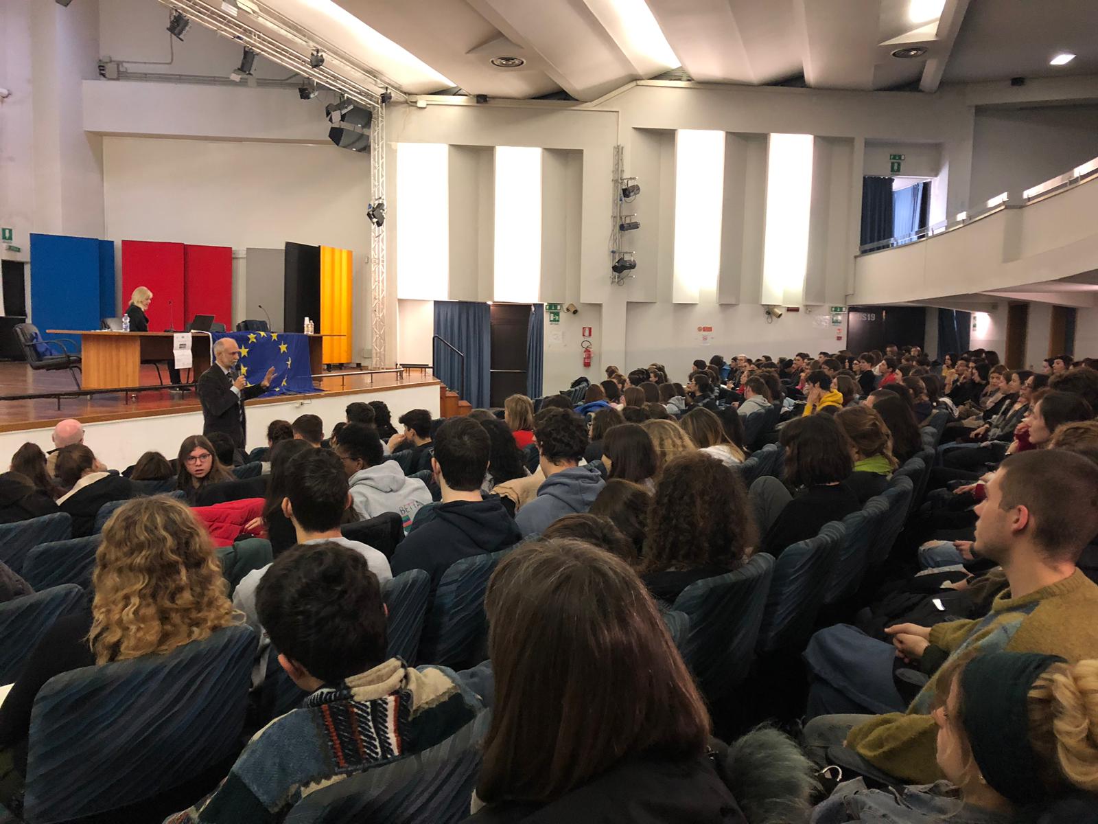 &quot;A scuola d'Europa&quot; presso il Liceo Modigliani di Padova (PD), 8 marzo