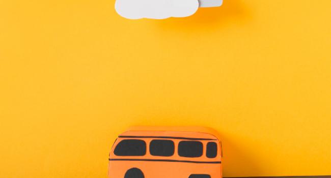 https://www.comune.venezia.it/sites/comune.venezia.it/files/styles/650x350/public/urban-transport-paper-style-arrangement_1.jpg?itok=eurwVDVO