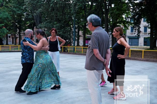 La pratica del tango con A.S.D. Tango Venice Dinzel Internazionale, Pattinaggio Parco S. Elena, Venezia, 23 luglio