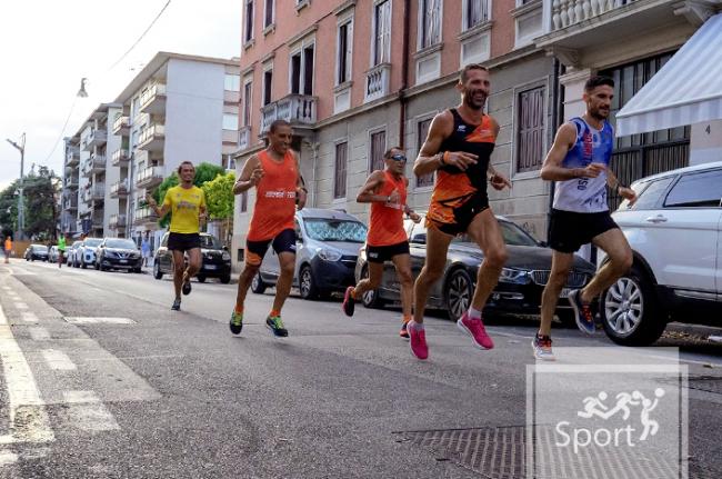 Cori per Via Piave con Venicemarathon S.S.D. a.r.l., Giardini di Via Piave, Mestre-Carpenedo, 26 luglio