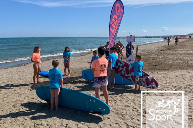 Demo day di surf e stand up paddle con A.S.D. Lido Surf Club, Venezia Spiagge - Lungomare D'annunzio al Lido di Venezia, 12 giugno