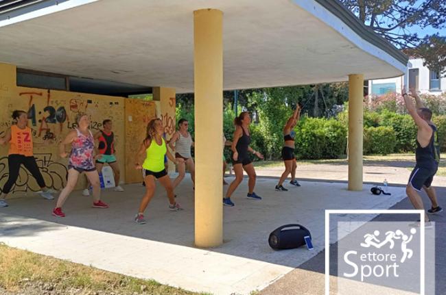 Zumba fitness con A.S.D. Assokere, piastra polivalente - Parco Lungomare D'Annunzio Ldio di Venezia, 9 luglio