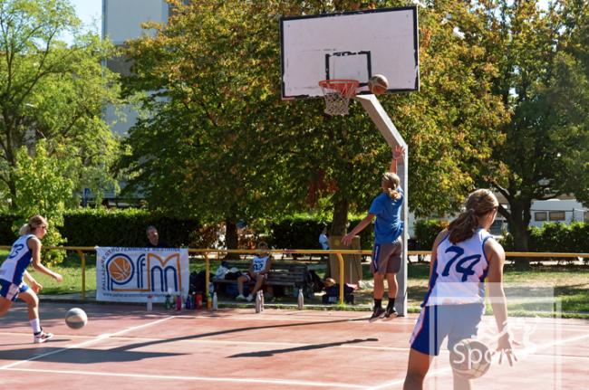 Lezioni e torneo di minibasket e basket femminile con A.S.D. Pallacanestro Femminile Mestre 2016, Piastra polivalente Don Sturzo, Mestre, 10 settembre