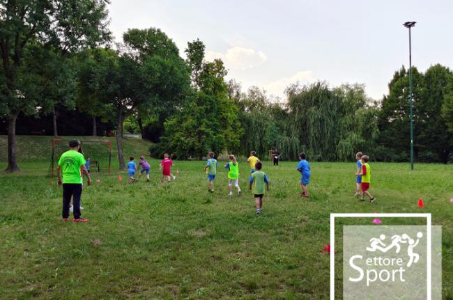 Il gioco della pallamano con ASD Pol. UISP Arcobaleno, Parco Perale a Malcontenta, 13 giugno