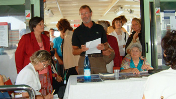 presentazione libro in vaporetto